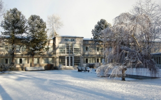 Talvine vaade peamajale õueaia poolt_Winter view to the Vasa building from the courtyard